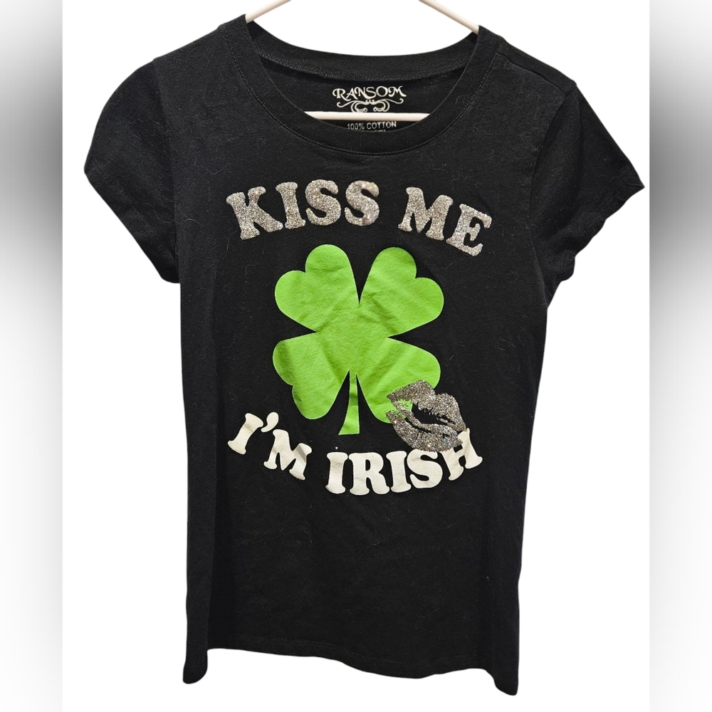 RANSOM Black "Kiss Me I'm Irish" Women's Tshirt, XL